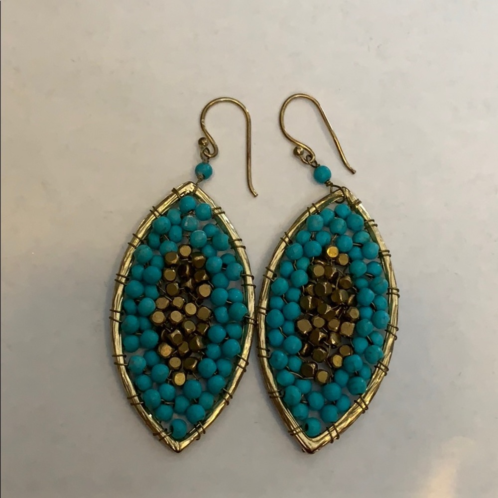 💋Turquoise & Gold Earrings!